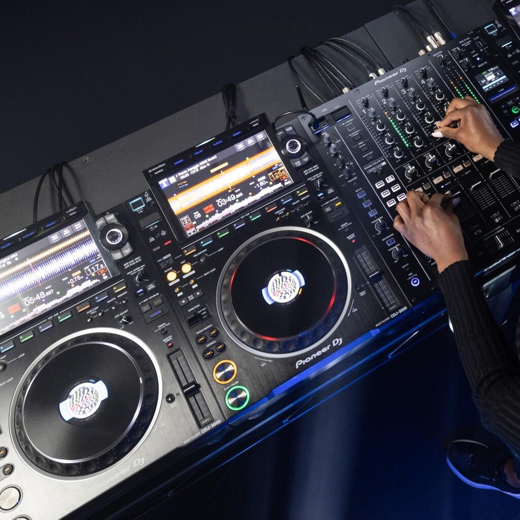 DJ & Música Electrónica