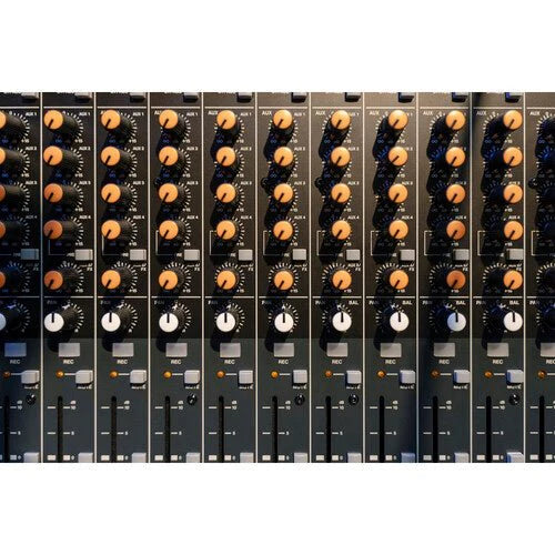 Consola de Grabación Analógica 24 pistas c/Interfaz Model 2400 TASCAM