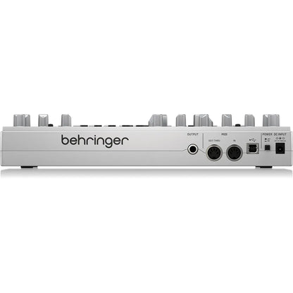Sintetizador de Bajos Con Secuenciador TD-3-SR Behringer