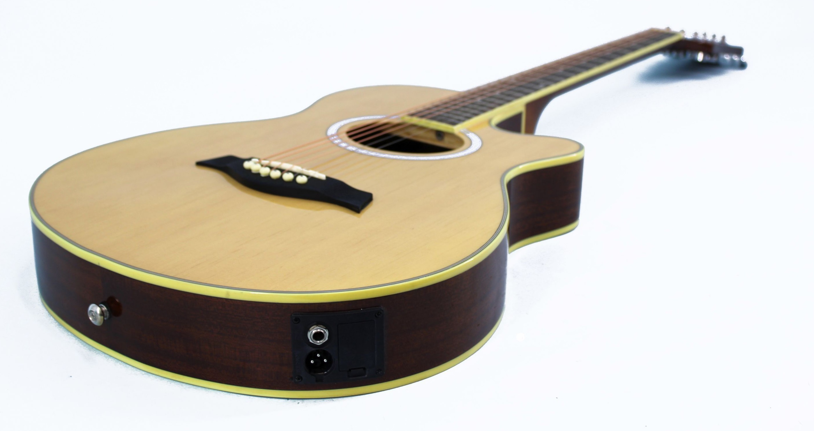 Guitarra Eléctroacústica FRA95SCET Freeman