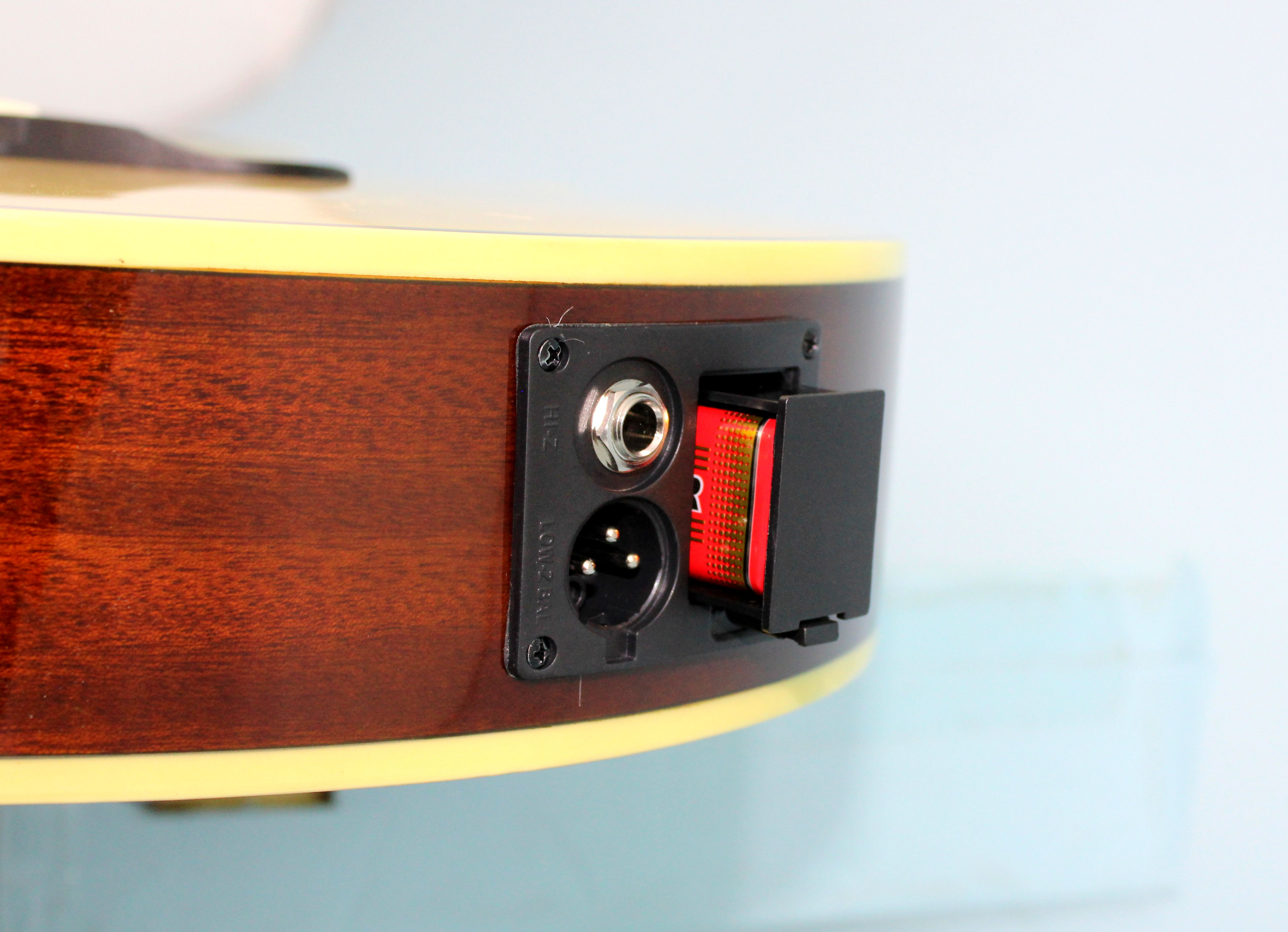 Guitarra Eléctroacústica FRA95SCET Freeman