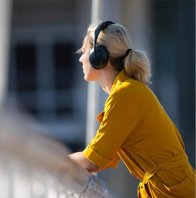 Audífonos Bluetooth Noise Cancelling 700 Black Bose