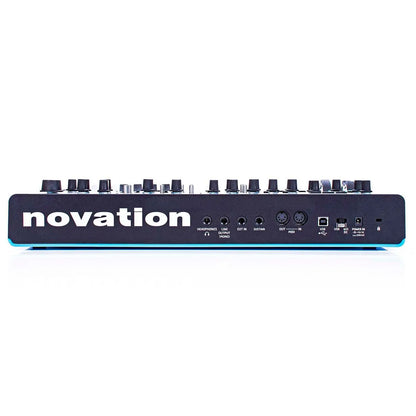 Sintetizador Novation Bass Station II