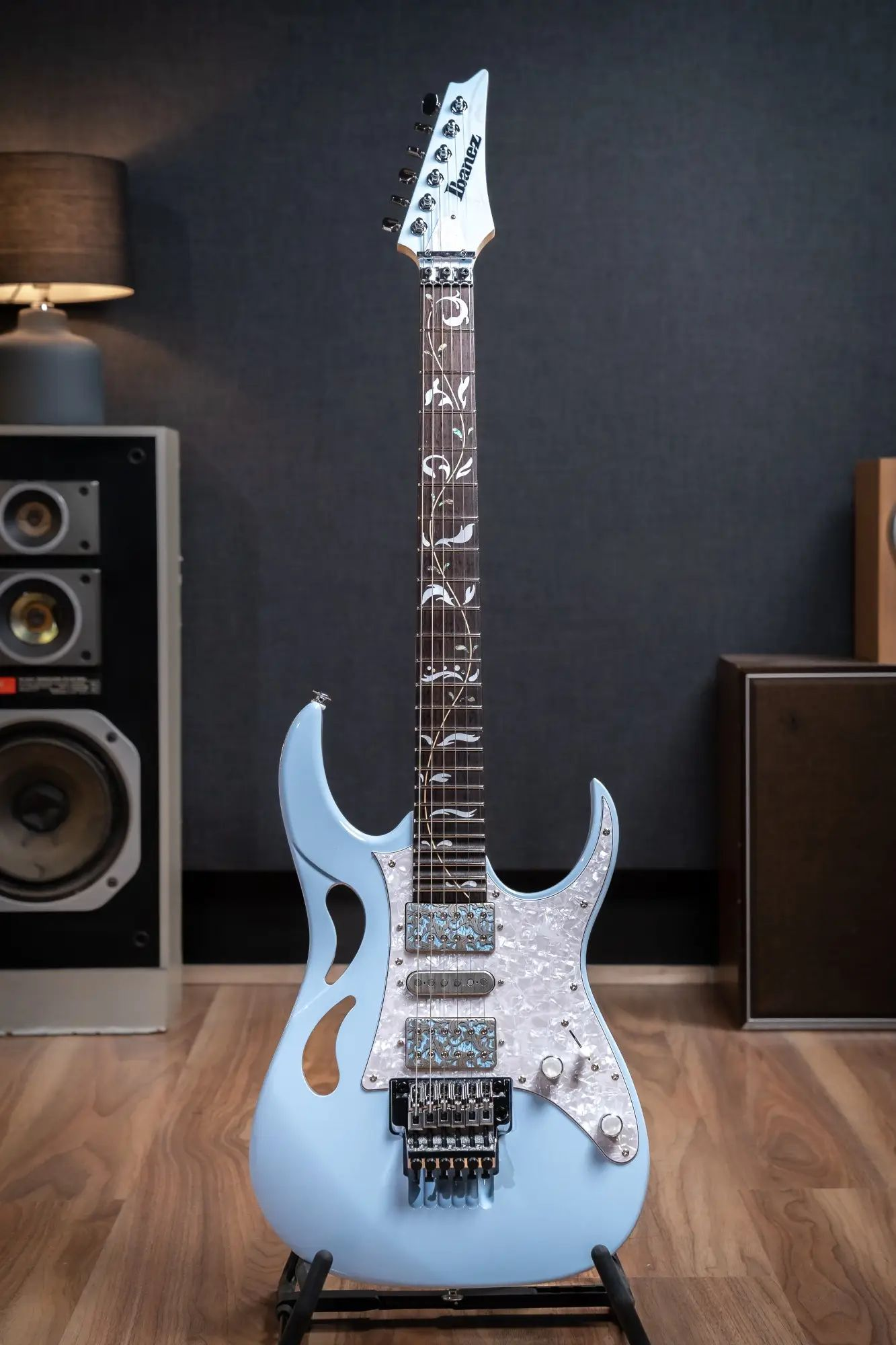 Guitarra Eléctrica Steve Vai PIA3761C BLP Ibanez