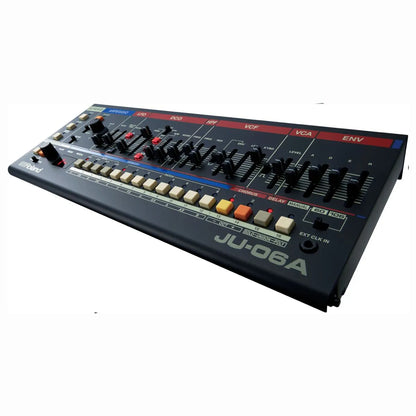 Sintetizador JU-06A Roland