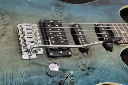 Guitarra Eléctrica SSA Green Burr Freeman