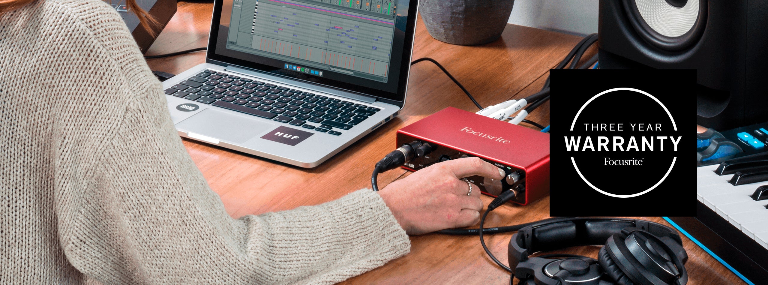 Pack Homestudio Focusrite Studio Scarlett 2i2 4th gen