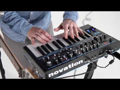 Sintetizador Novation Bass Station II
