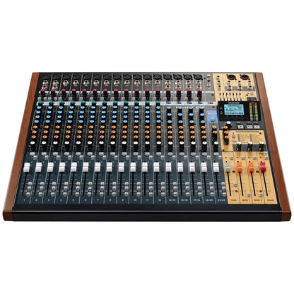 Model 24 - Mixer/Interfaz de 24 canales Tascam
